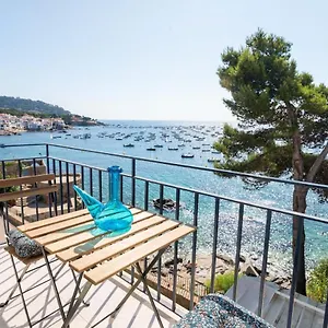 https://precioso-apartamento-en-primera-linea-de-mar-en-calella.topcostabravahotels.com